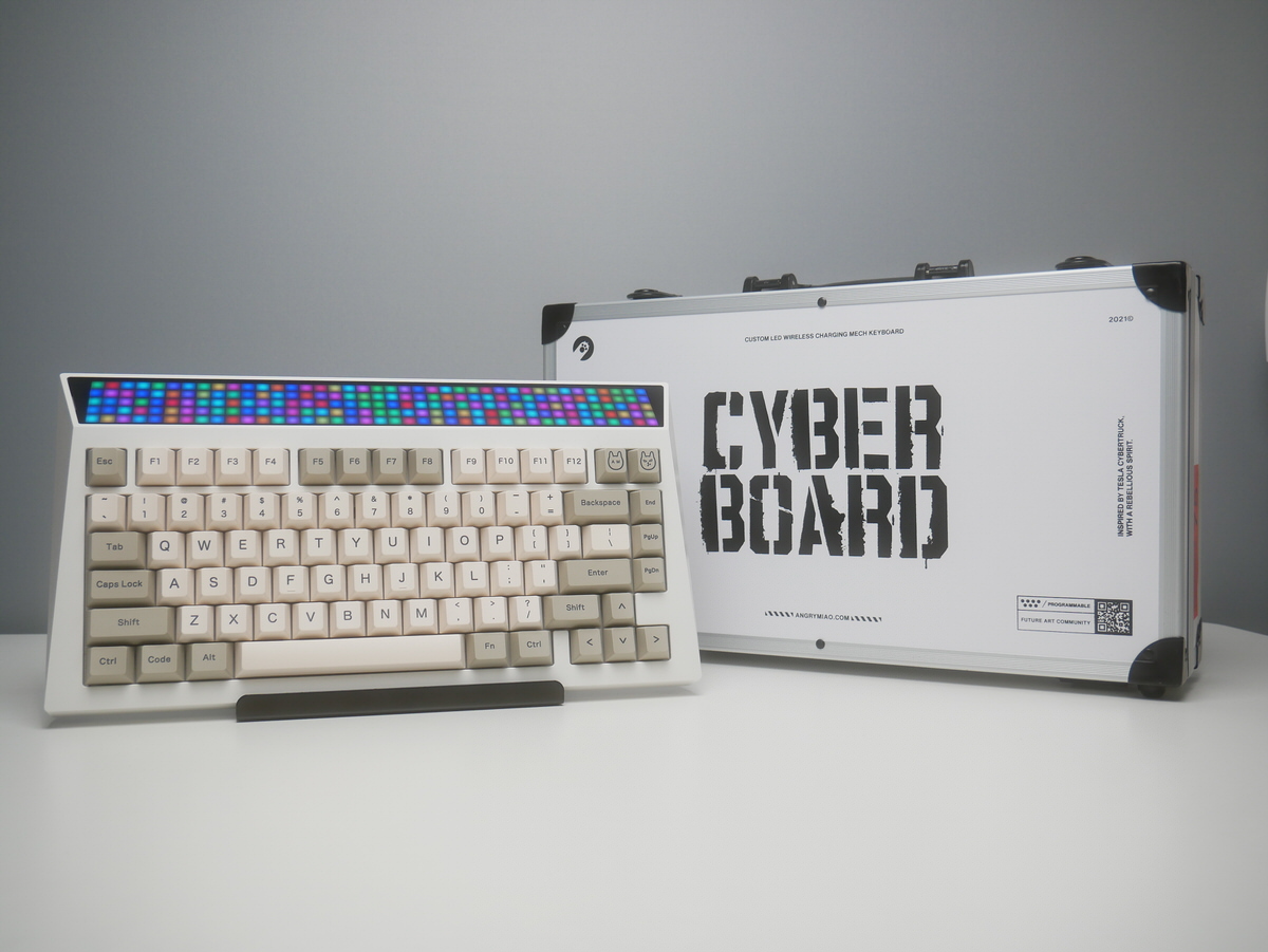 Angry Miao CYBERBOARD R3」レビュー。とにかく所有欲が満たされる